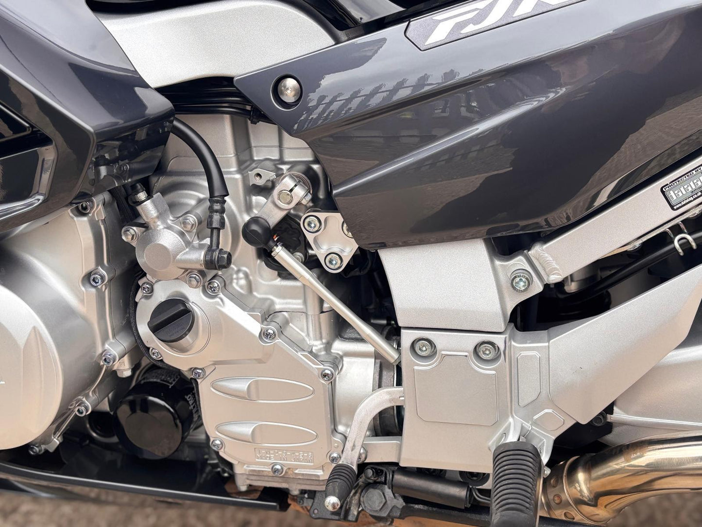 Yamaha FJR 1300 2019 genuine luggage perfect for touring