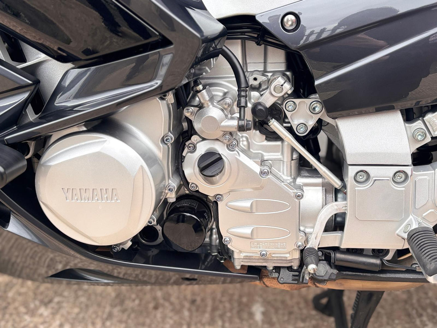 Yamaha FJR 1300 2019 genuine luggage perfect for touring