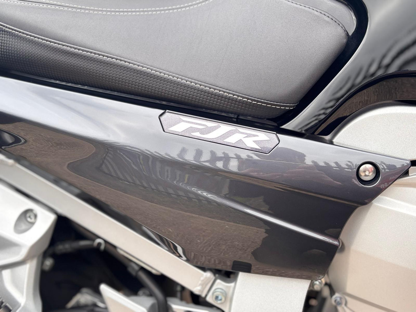 Yamaha FJR 1300 2019 genuine luggage perfect for touring