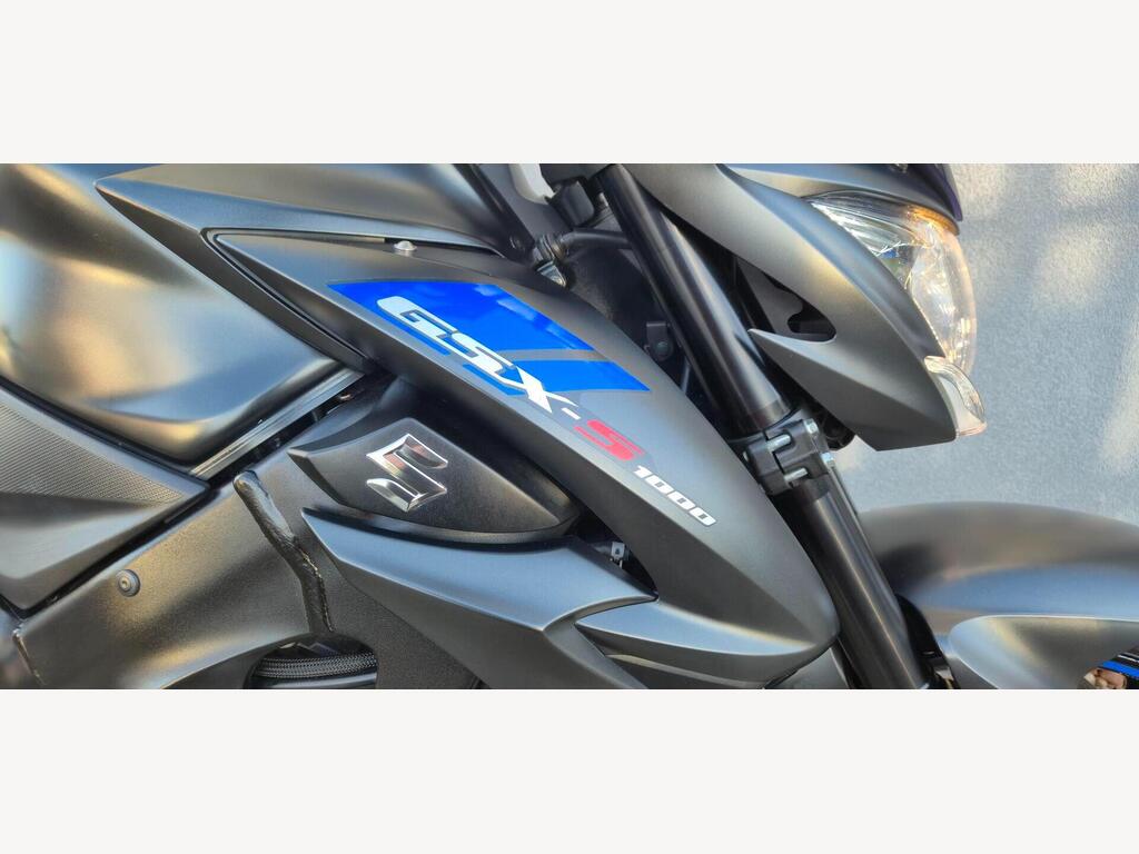 2020 Suzuki GSX-S1000  – Low Miles