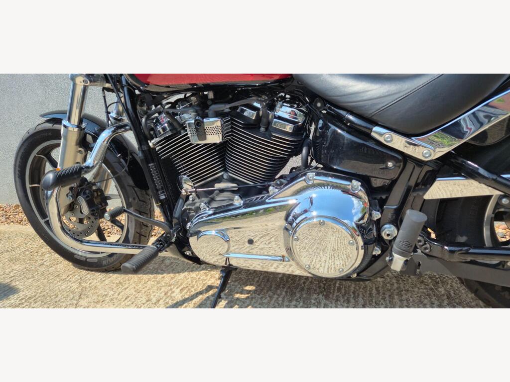 Harley-Davidson FXLR Low Rider 1745 (2019 Plate)