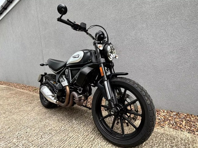 2021 Ducati Scrambler Icon Dark 11582 miles