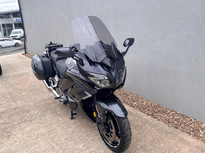 Yamaha FJR 1300 2019 genuine luggage perfect for touring