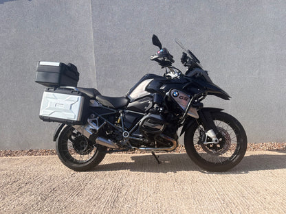 BMW R 1200 Triple Black 2016