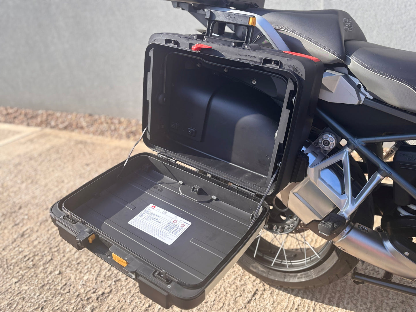 BMW R 1200 Triple Black 2016