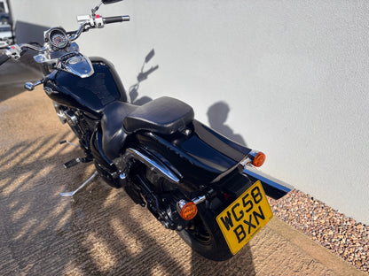 Suzuki Marauder 800