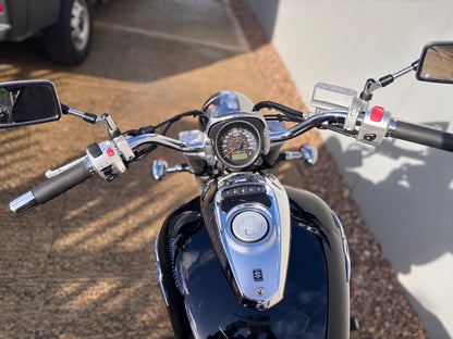 Suzuki Marauder 800