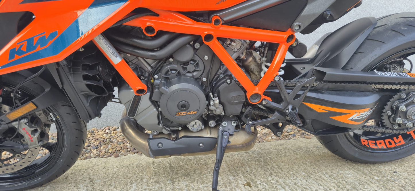 KTM 1290 SUPER DUKE R