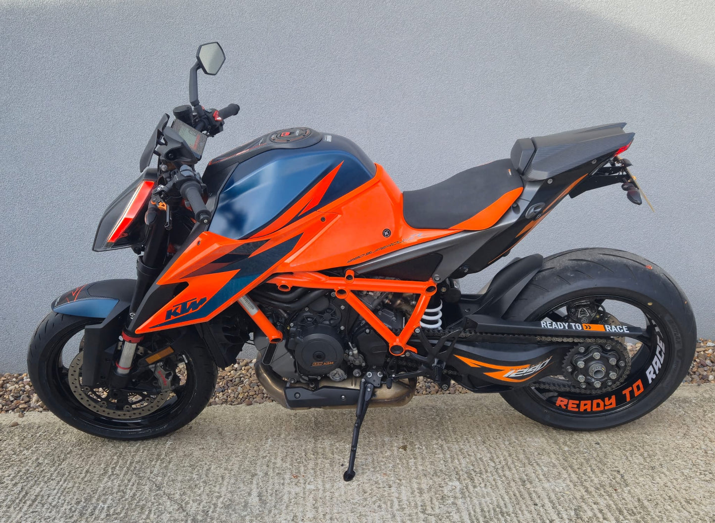 KTM 1290 SUPER DUKE R