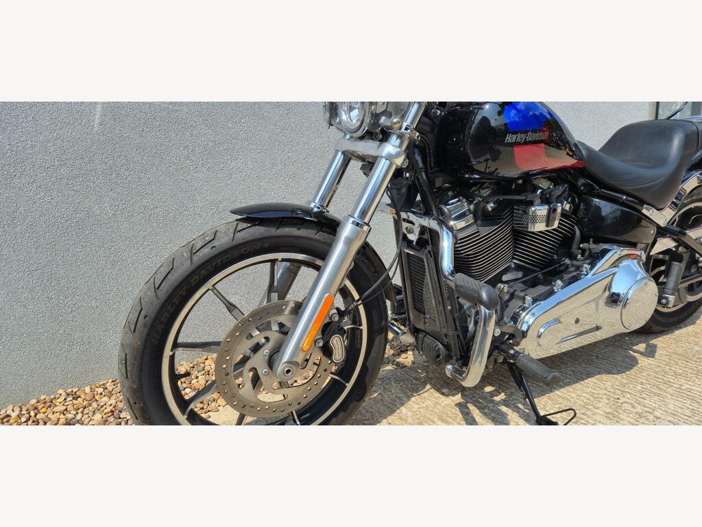 Harley-Davidson FXLR Low Rider 1745 (2019 Plate)