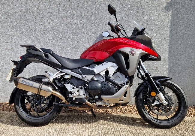 Honda VFR 800 X 2016 28756 miles