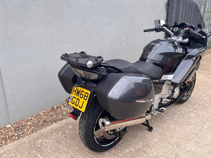 Yamaha FJR 1300 2019 genuine luggage perfect for touring