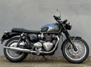  Triumph Bonneville T120 One owner from new with only 1426 miles